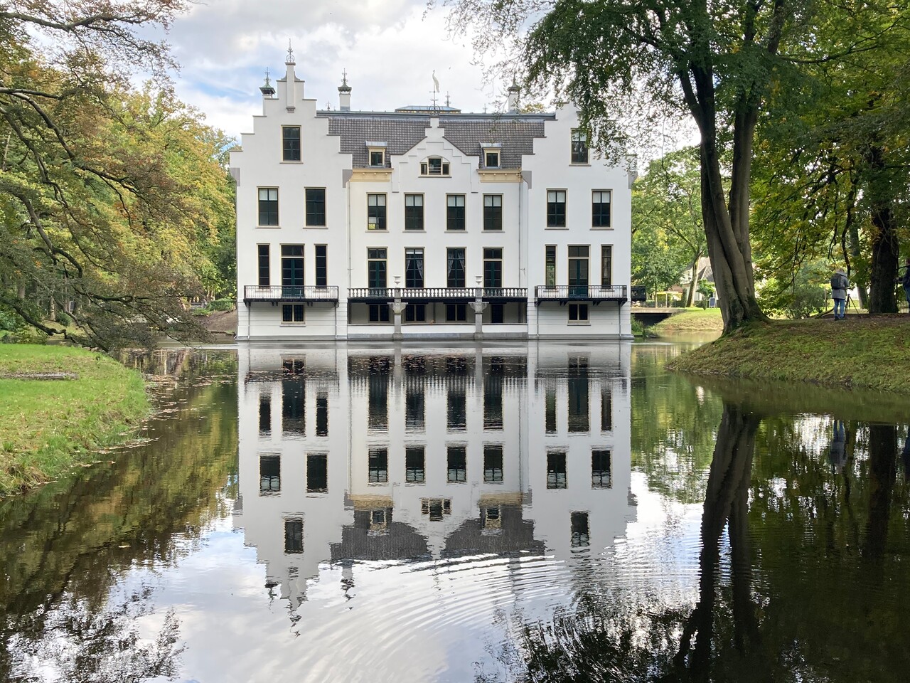 Bicycle tour around Staverden, Staverden estate