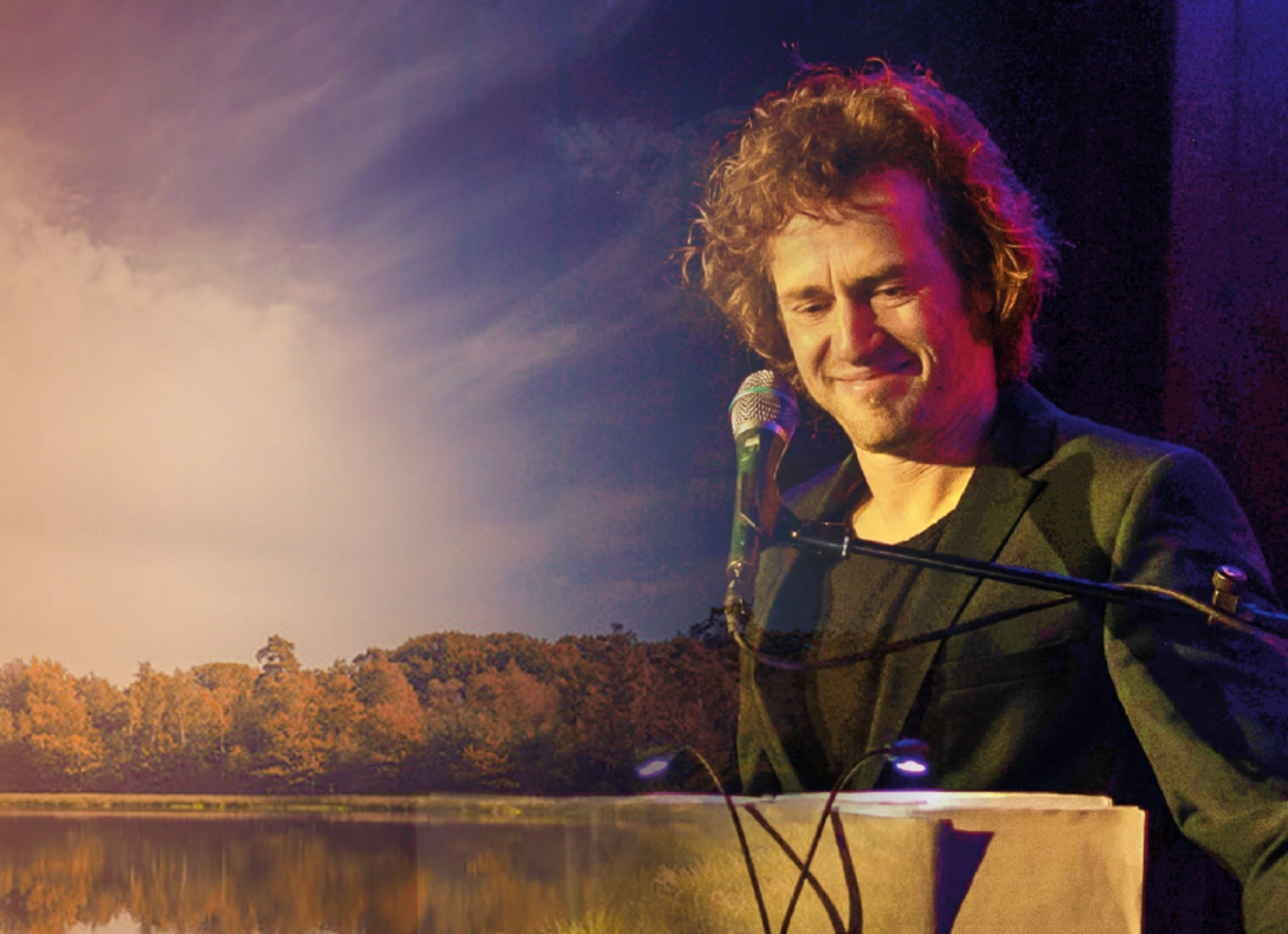 Enchanting Autumn Concert by Singer-Pianist Roon Staal in Vaassen